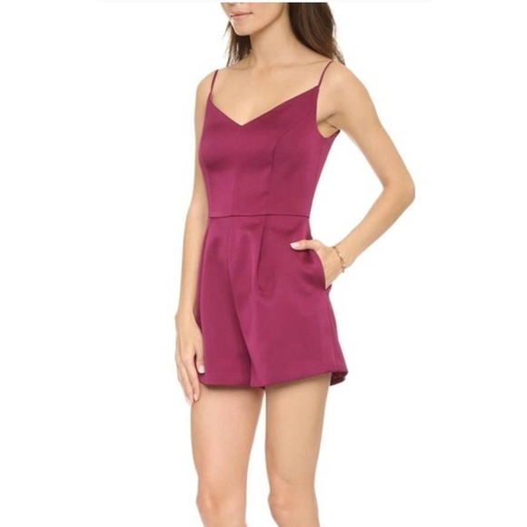 Revolve Keepsake The Label None The Wiser Romper Small NWT - Picture 2 of 4